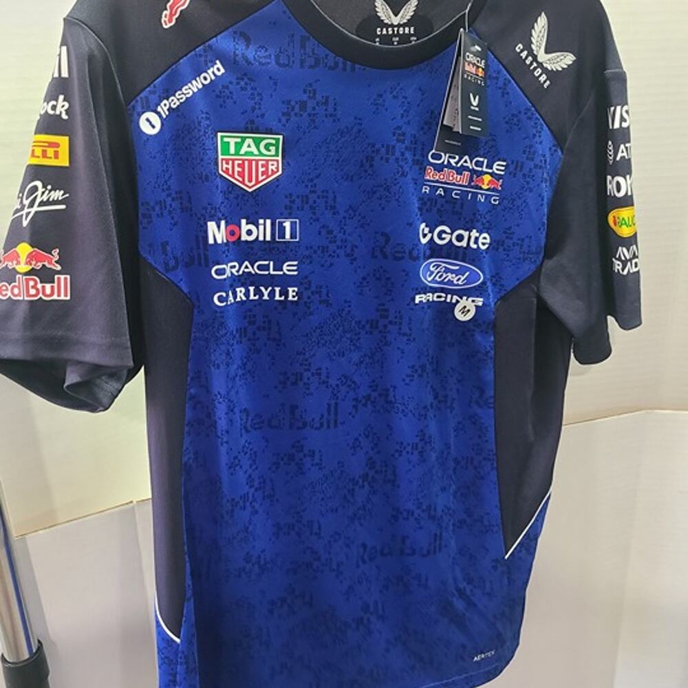 Brand New Oracle Red Bull Racing Team Shirt – With Tags